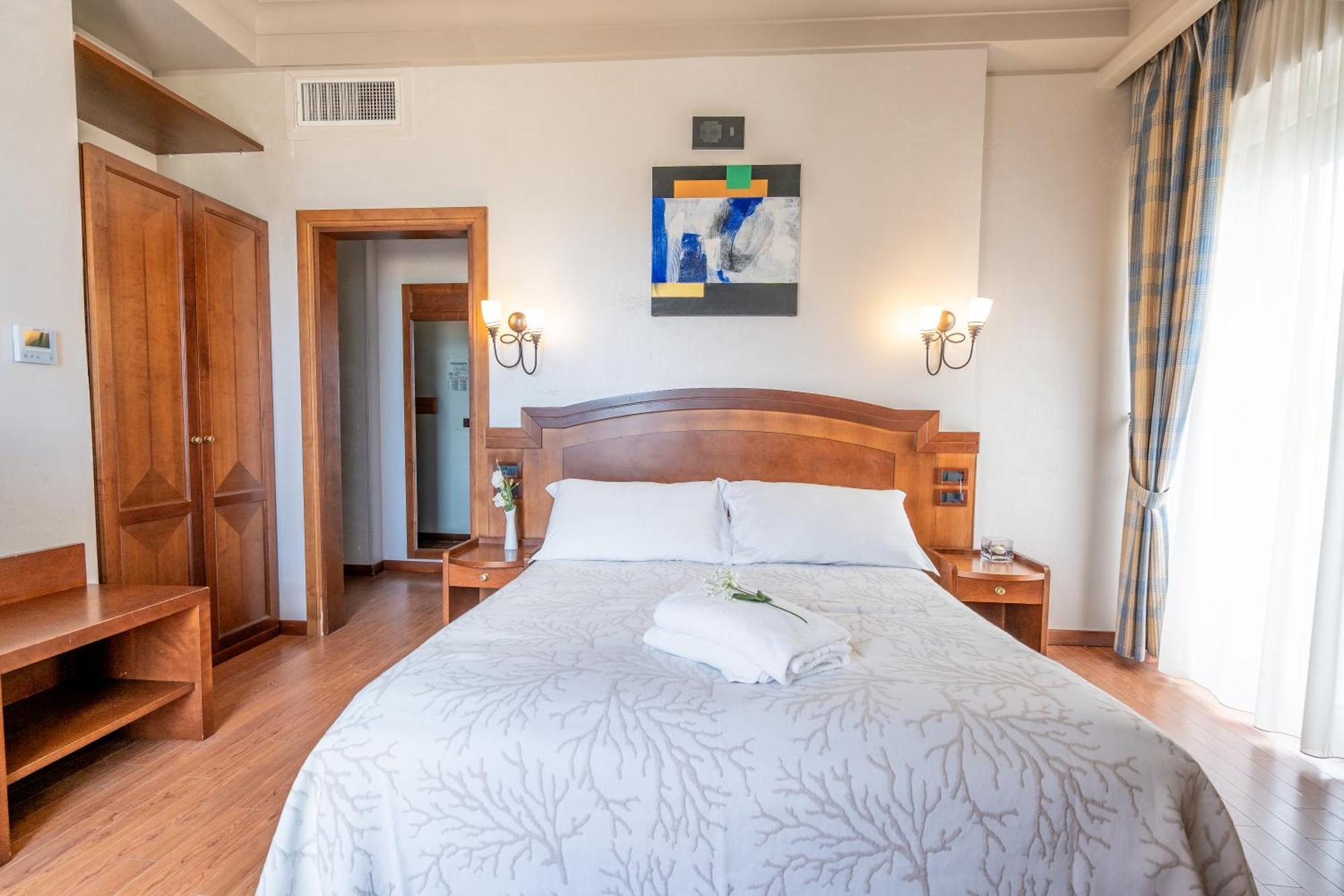 טרמולי Art Hotel Santa Lucia מראה חיצוני תמונה