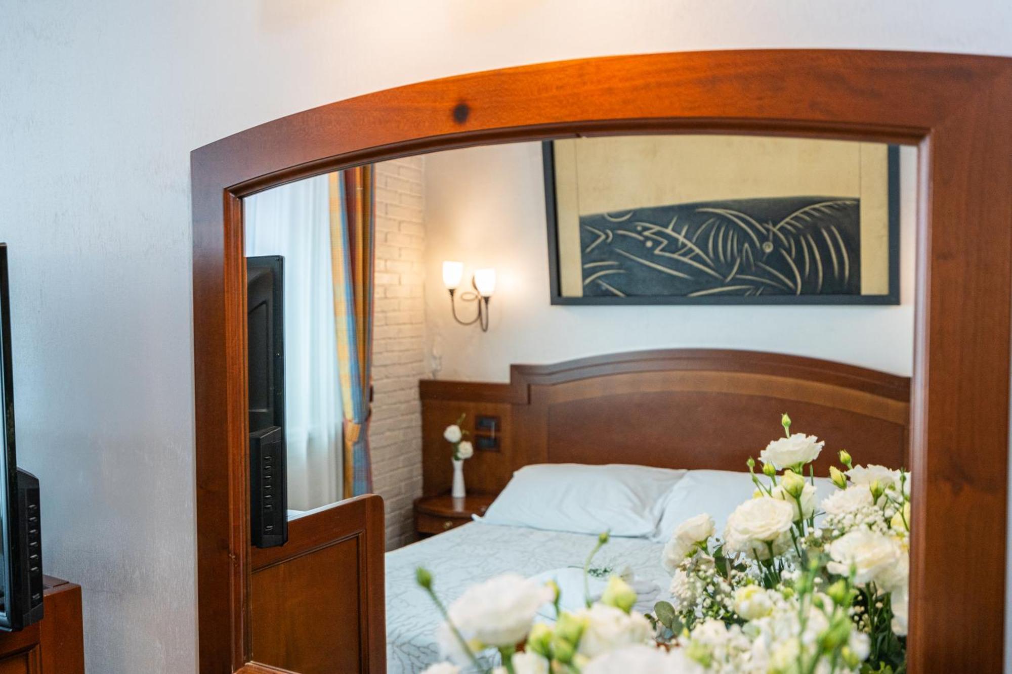 טרמולי Art Hotel Santa Lucia מראה חיצוני תמונה