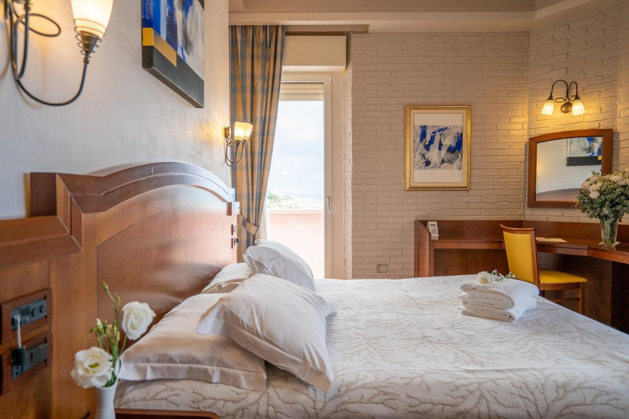 טרמולי Art Hotel Santa Lucia מראה חיצוני תמונה