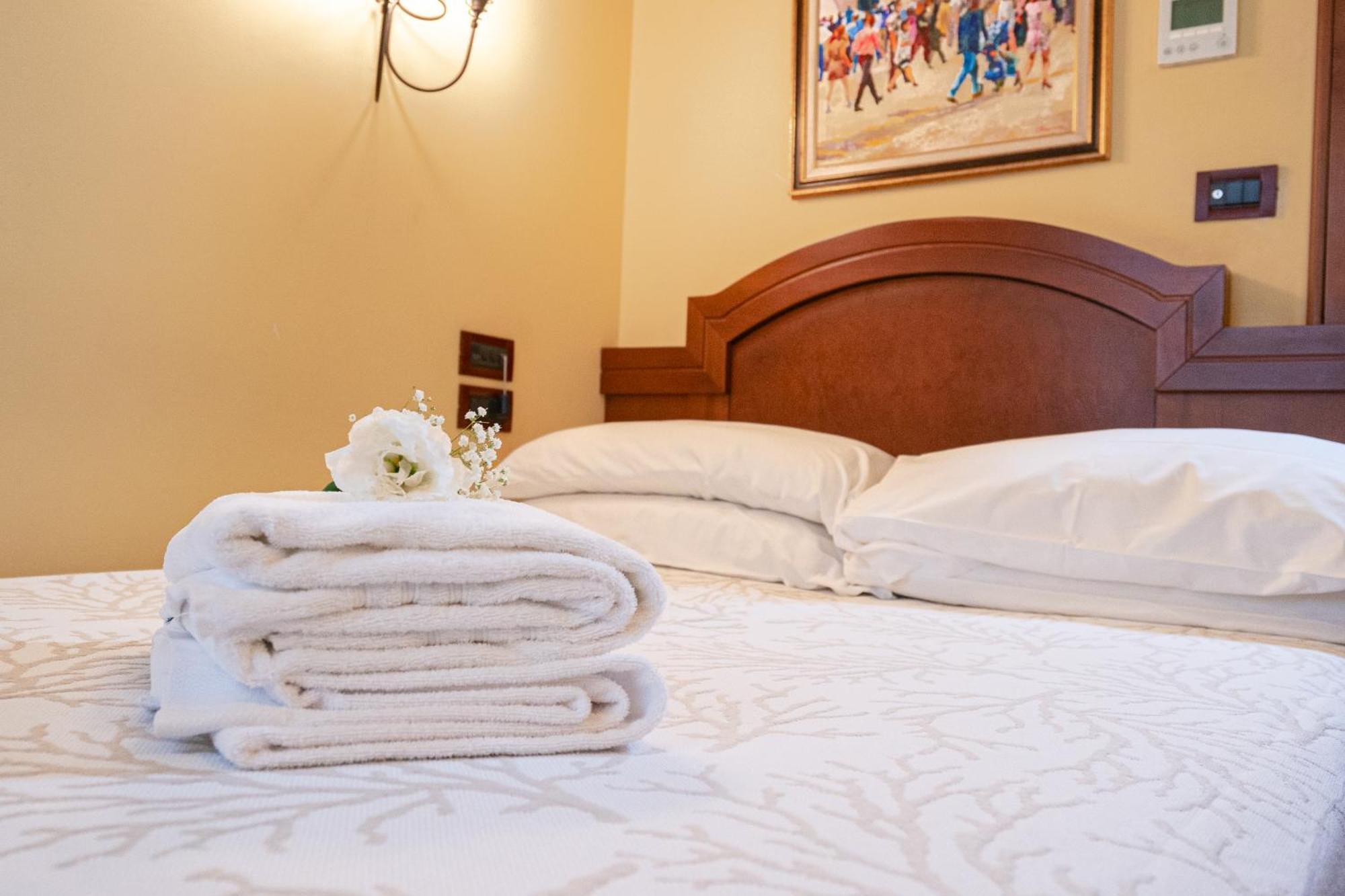 טרמולי Art Hotel Santa Lucia מראה חיצוני תמונה