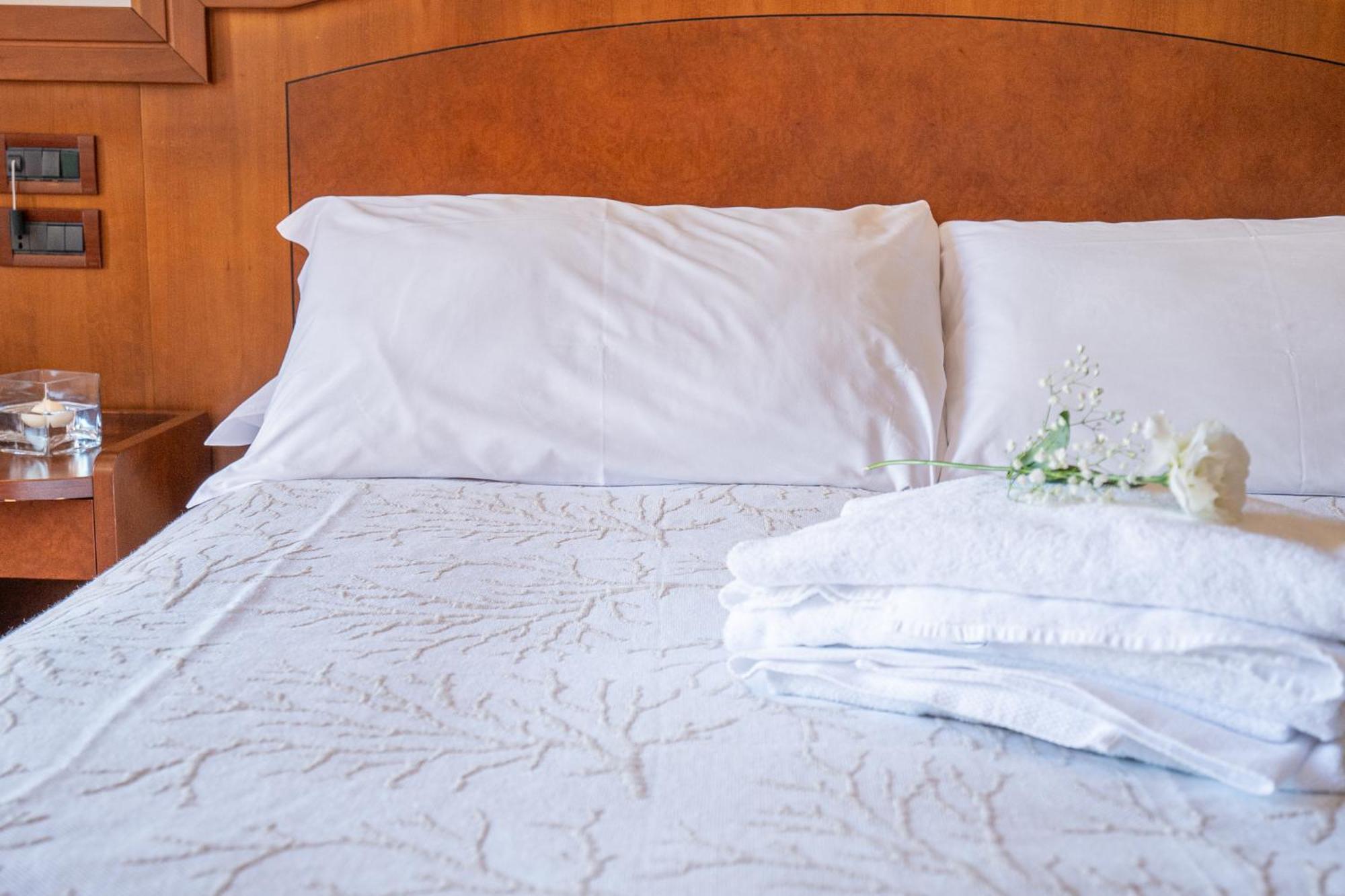 טרמולי Art Hotel Santa Lucia מראה חיצוני תמונה