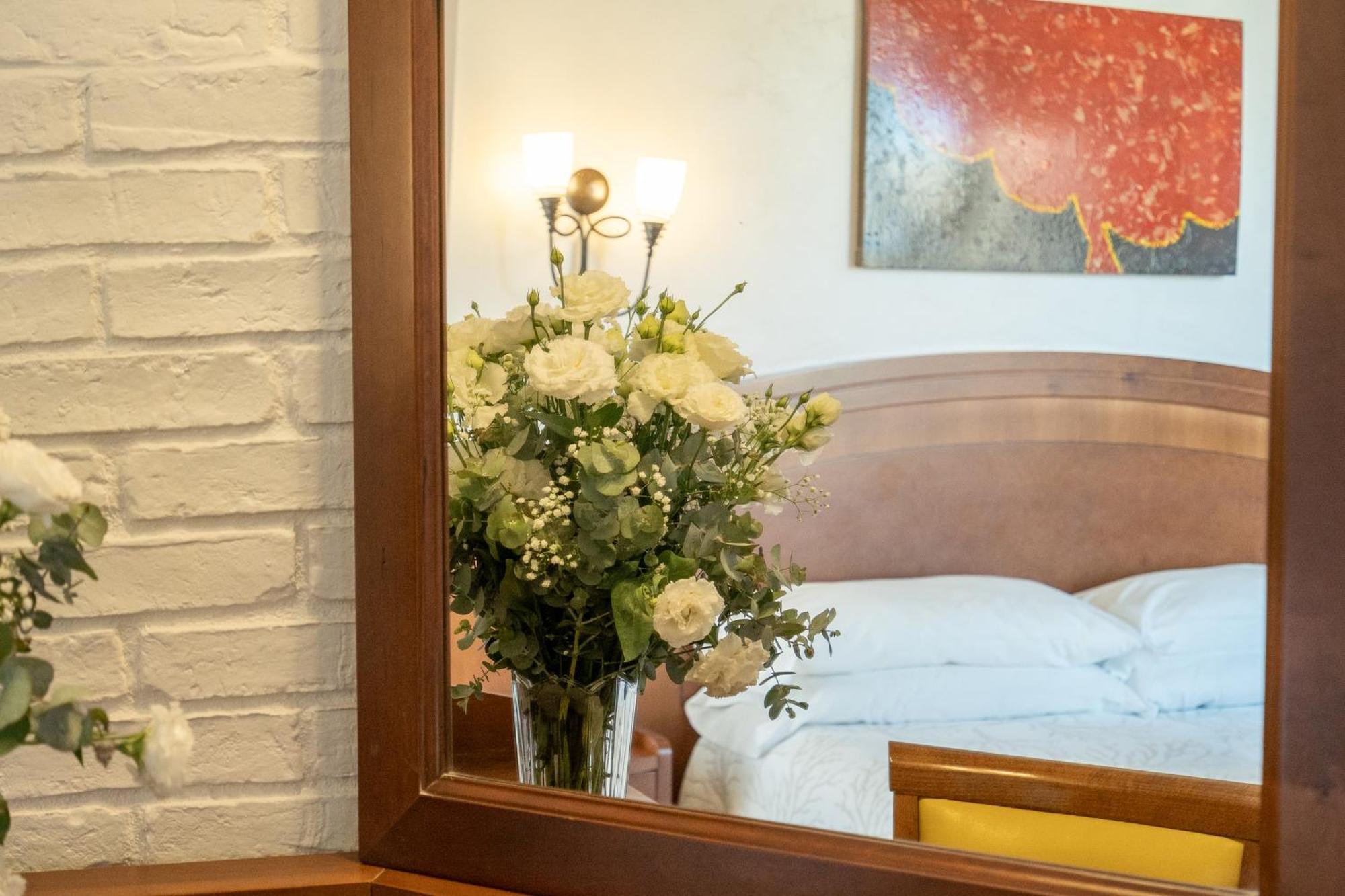 טרמולי Art Hotel Santa Lucia מראה חיצוני תמונה